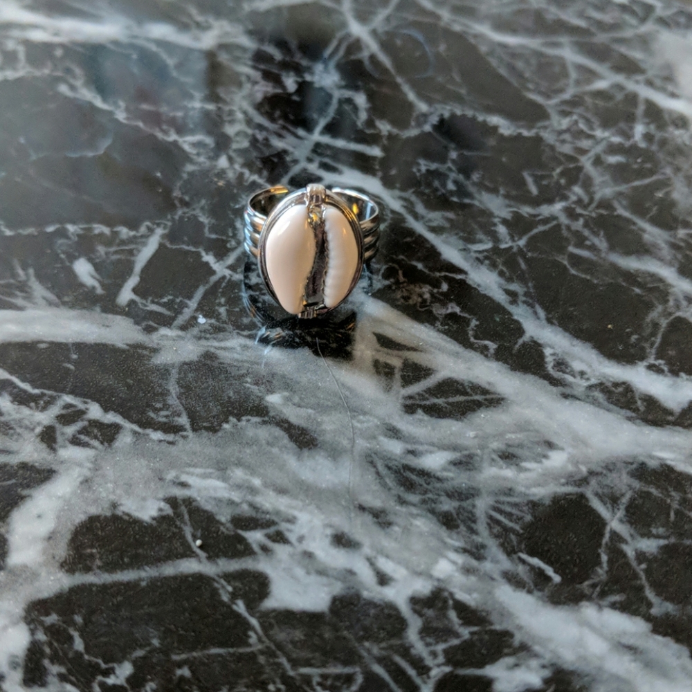 Silver Shell Ring